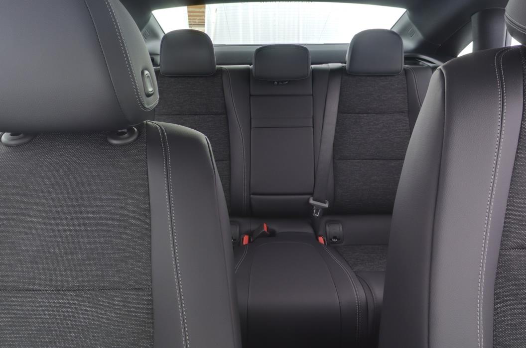 MERCEDES-BENZ CLA 2025