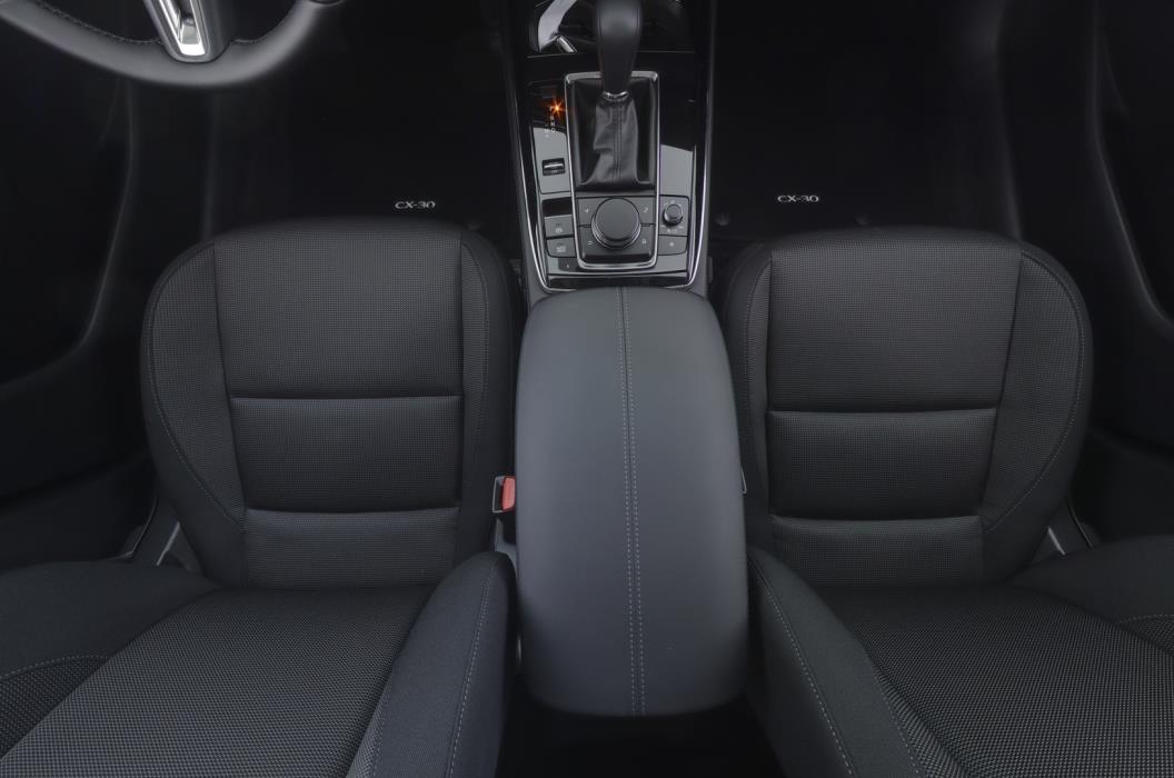 MAZDA CX-30 2025