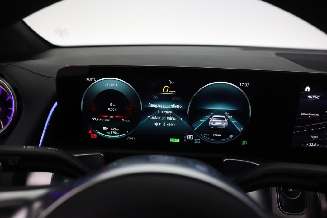 MERCEDES-BENZ EQB 2022