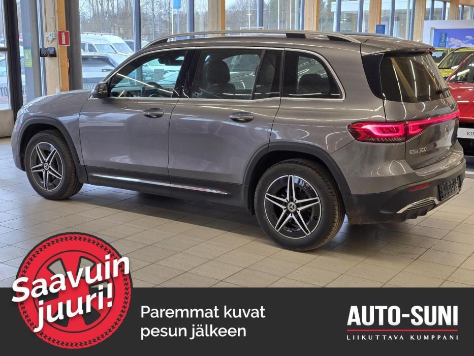 MERCEDES-BENZ EQB 2023