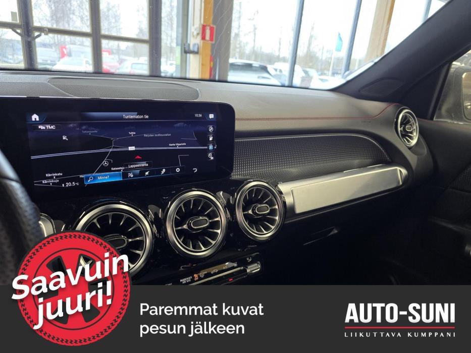 MERCEDES-BENZ EQB 2023