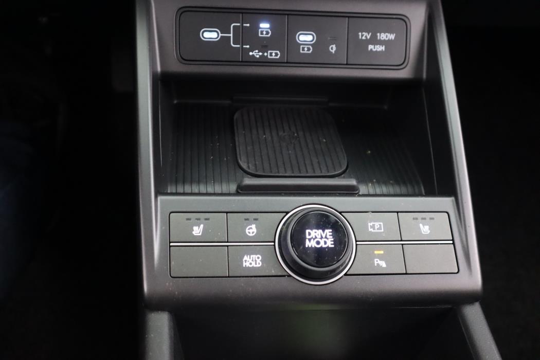 HYUNDAI KONA Electric 2025