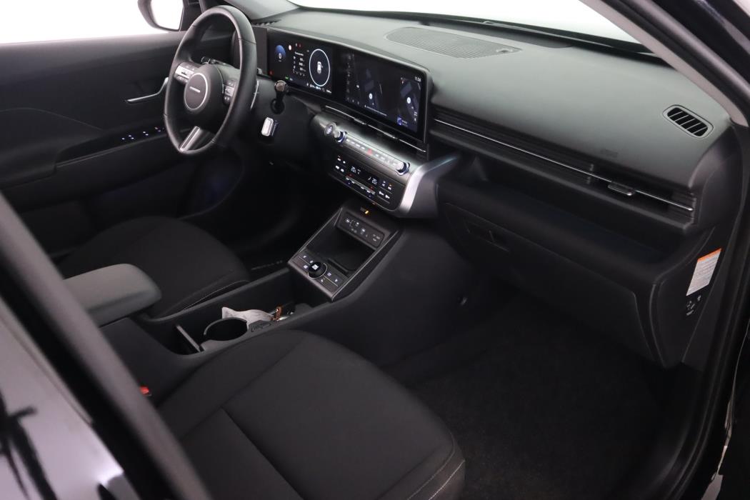 HYUNDAI KONA Electric 2025