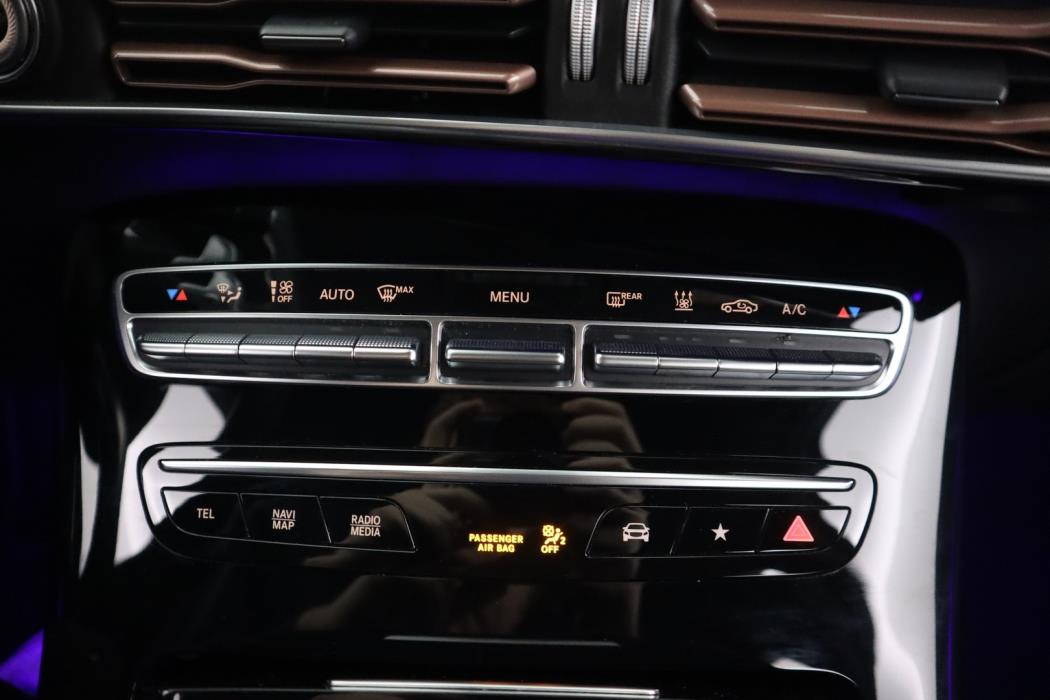 MERCEDES-BENZ EQC 2023