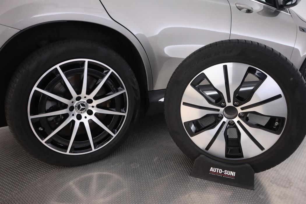 MERCEDES-BENZ EQC 2023