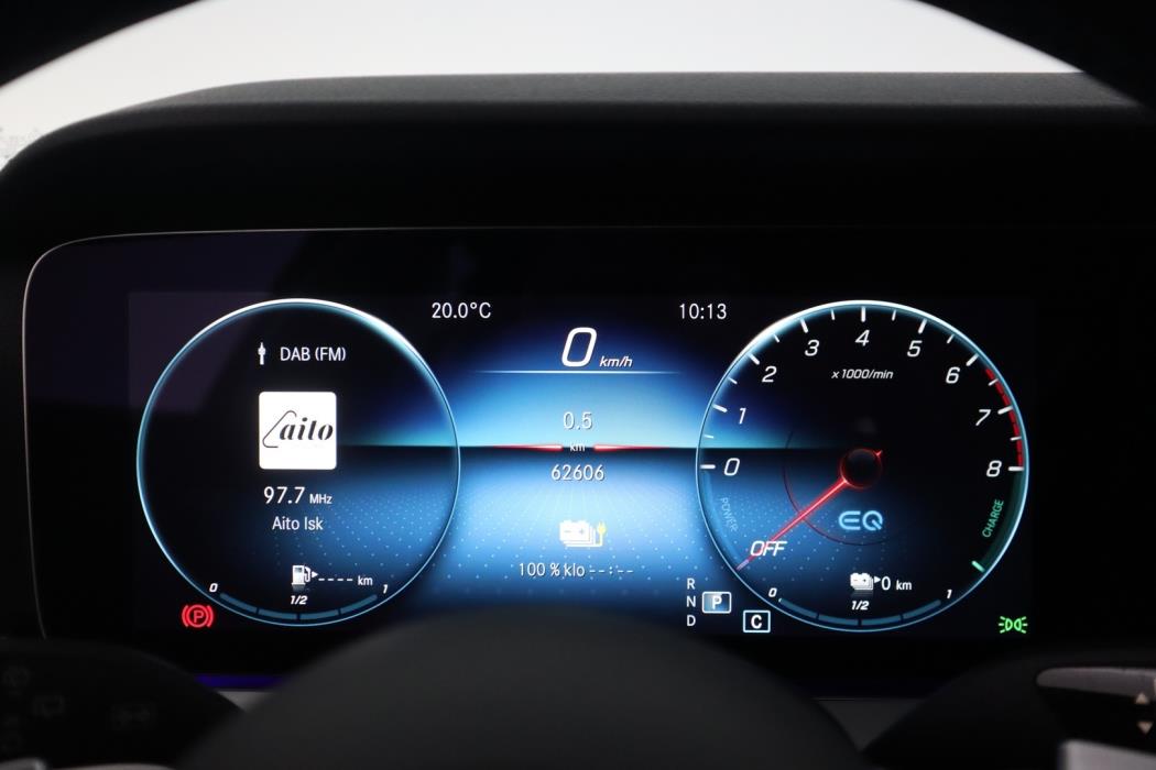 MERCEDES-BENZ E 2023