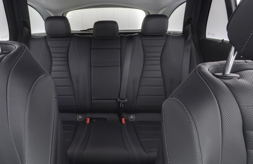 MERCEDES-BENZ E 2023