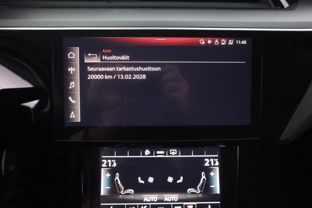 AUDI e-tron 2021