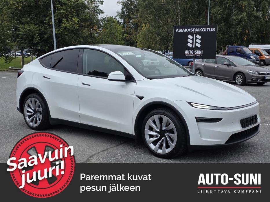 TESLA Model Y 2025