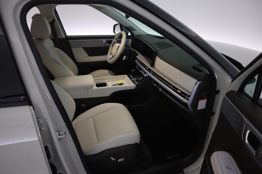 HYUNDAI Santa Fe 2025