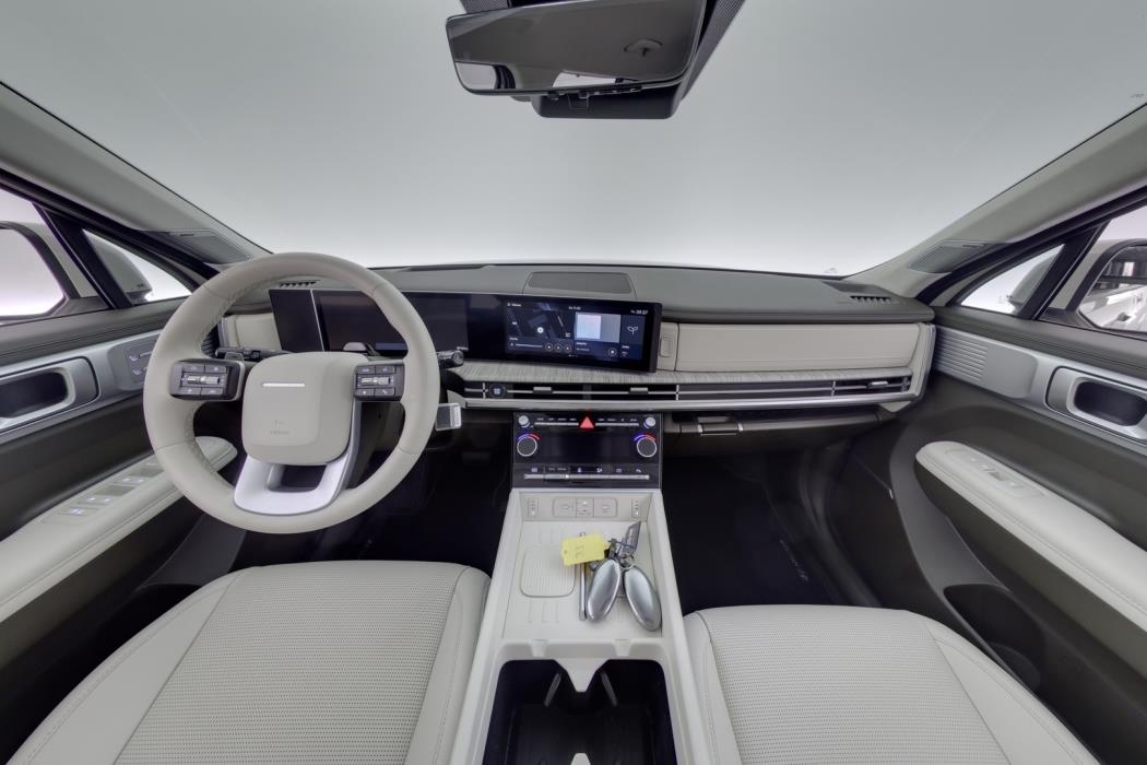 HYUNDAI Santa Fe 2025