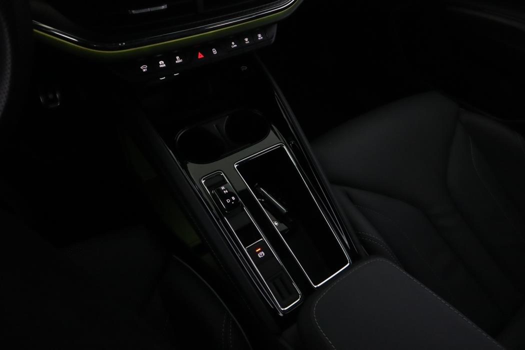 SKODA Enyaq 2023