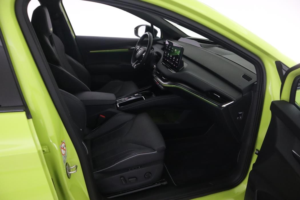 SKODA Enyaq 2023