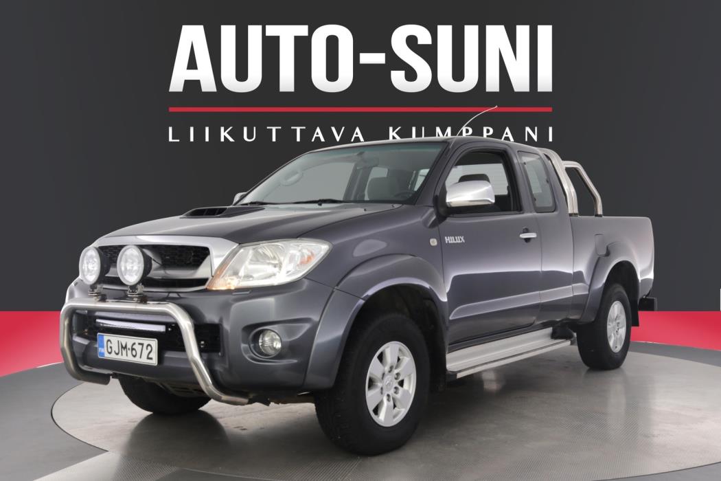 TOYOTA Hilux 2011