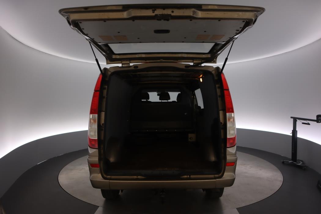 MERCEDES-BENZ Vito 2011
