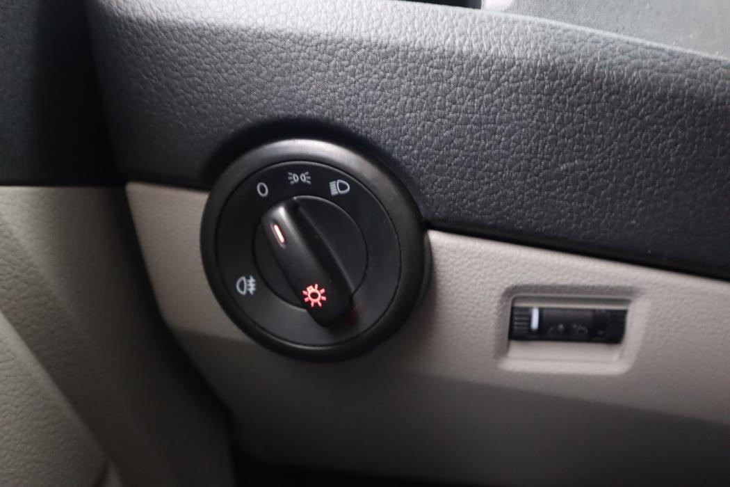 VOLKSWAGEN Transporter 2019