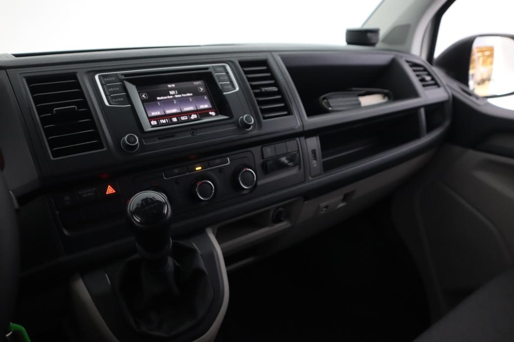 VOLKSWAGEN Transporter 2019