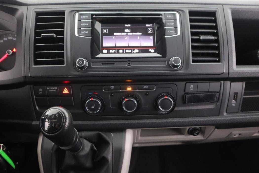 VOLKSWAGEN Transporter 2019