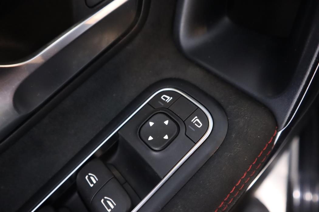 MERCEDES-BENZ CLA 2020