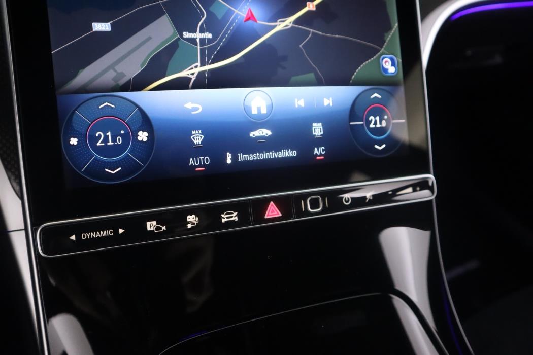 MERCEDES-BENZ C 2025