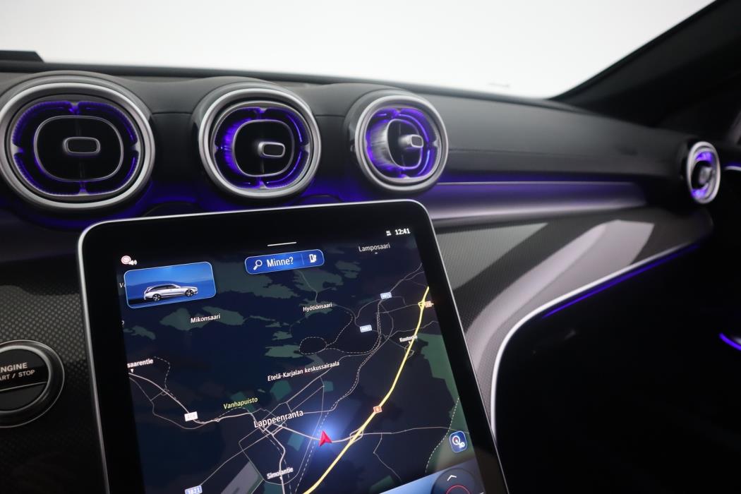 MERCEDES-BENZ C 2025