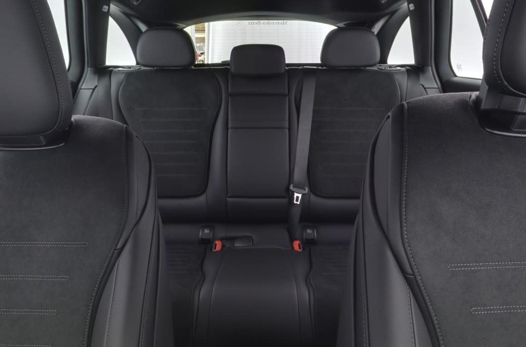 MERCEDES-BENZ C 2025