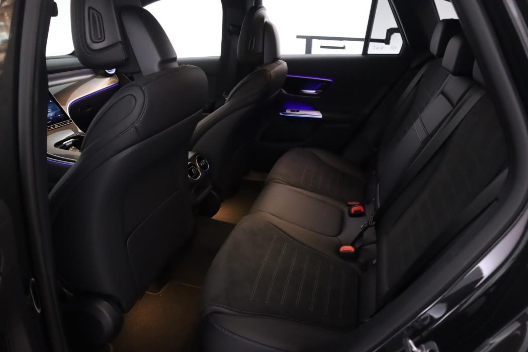 MERCEDES-BENZ GLC 2025