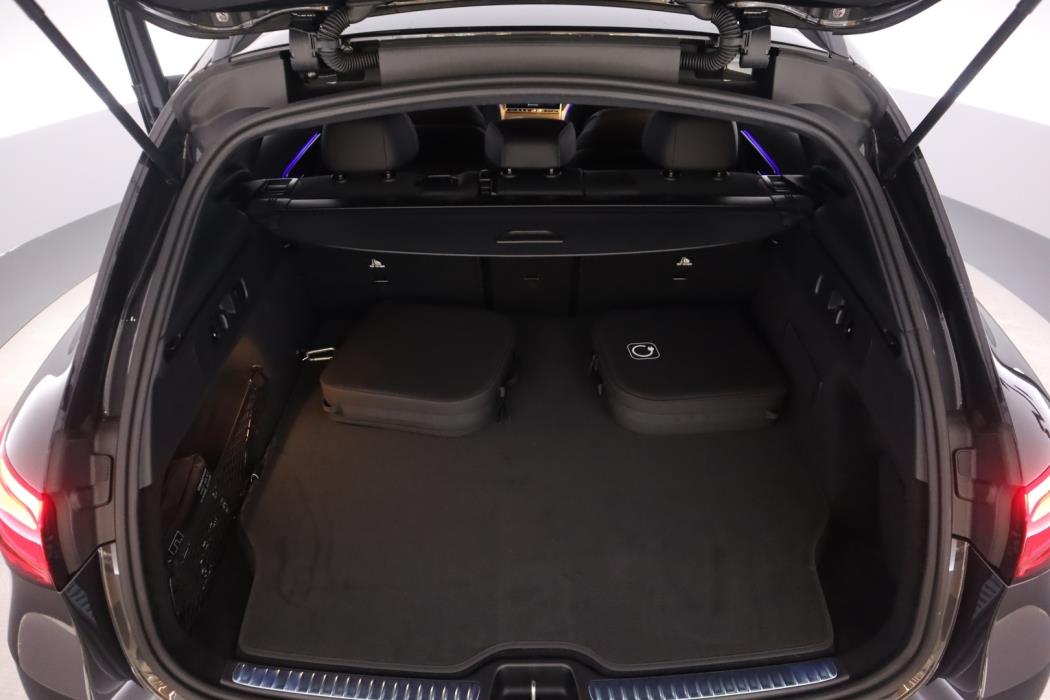 MERCEDES-BENZ GLC 2025