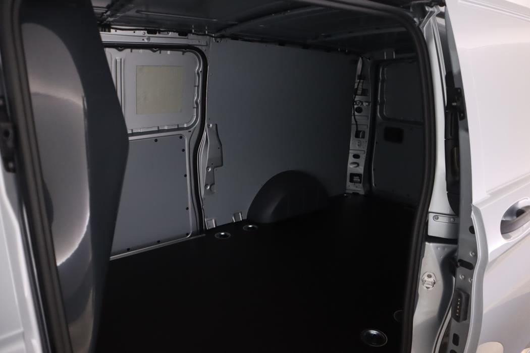 MERCEDES-BENZ Vito 2025