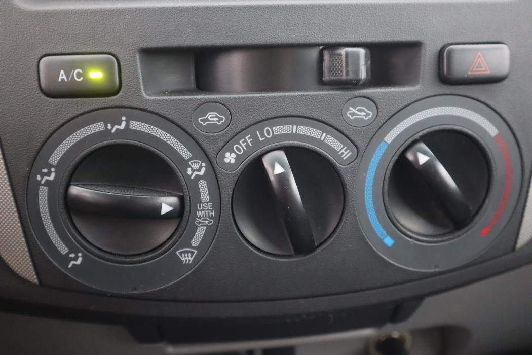 TOYOTA Hilux 2007