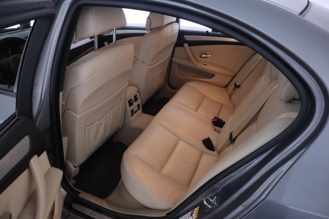 BMW 530 2007