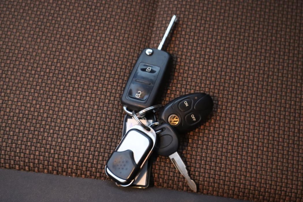 VOLKSWAGEN Amarok 2015