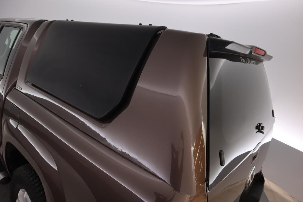 VOLKSWAGEN Amarok 2015