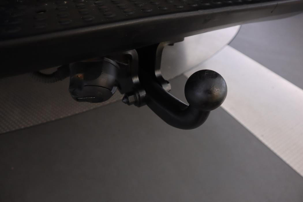 VOLKSWAGEN Amarok 2015