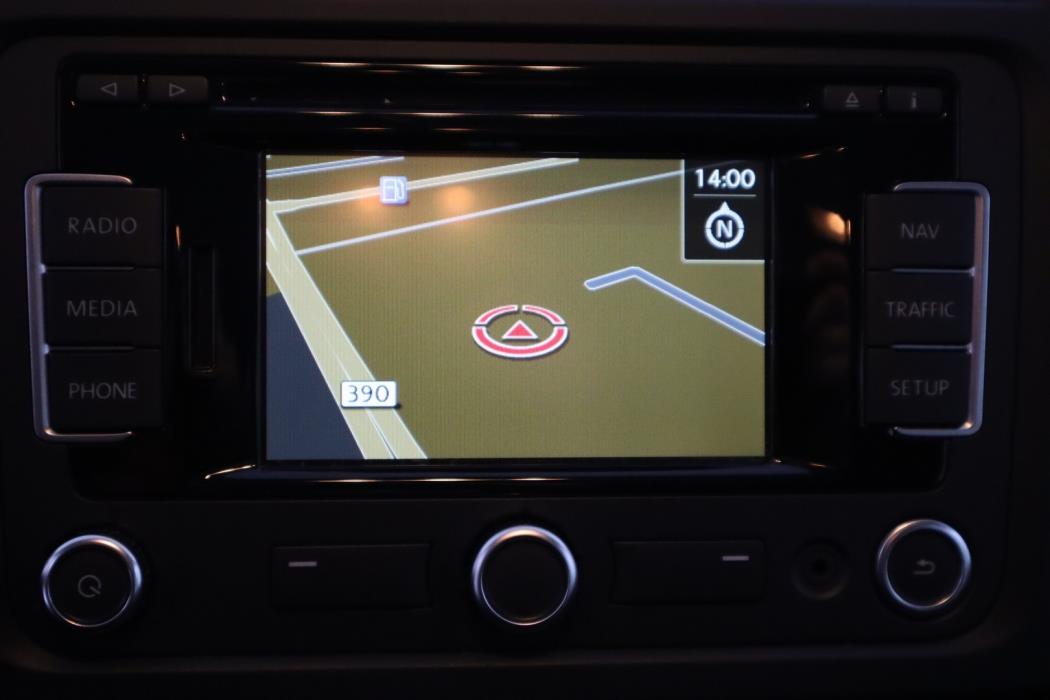 VOLKSWAGEN Amarok 2015