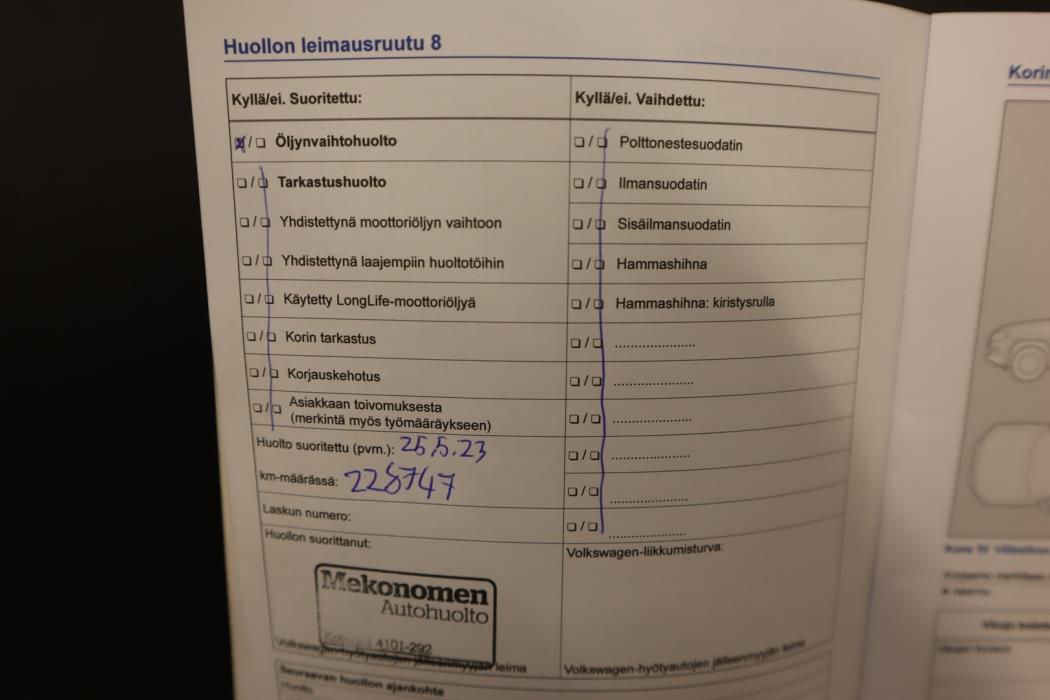 VOLKSWAGEN Amarok 2015