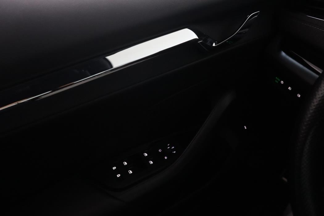 SKODA Octavia 2021