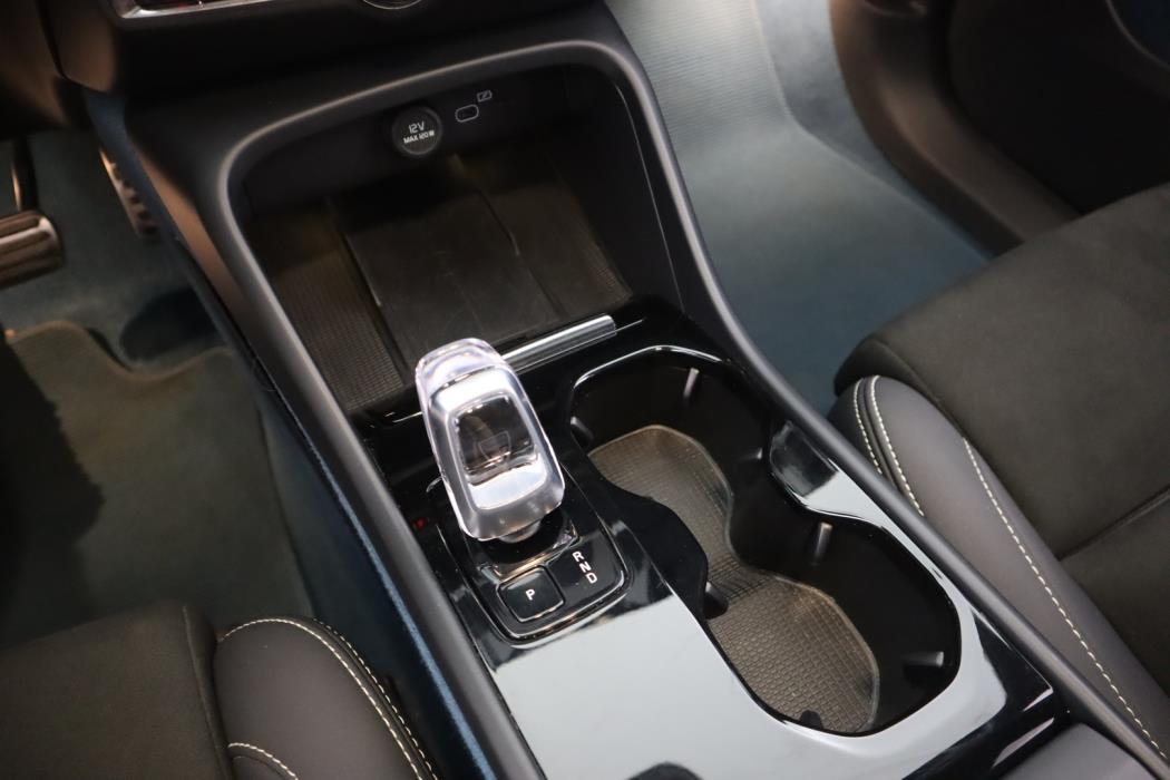 VOLVO C40 2022
