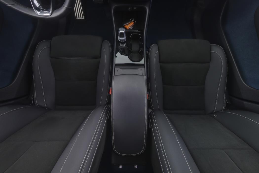 VOLVO C40 2022