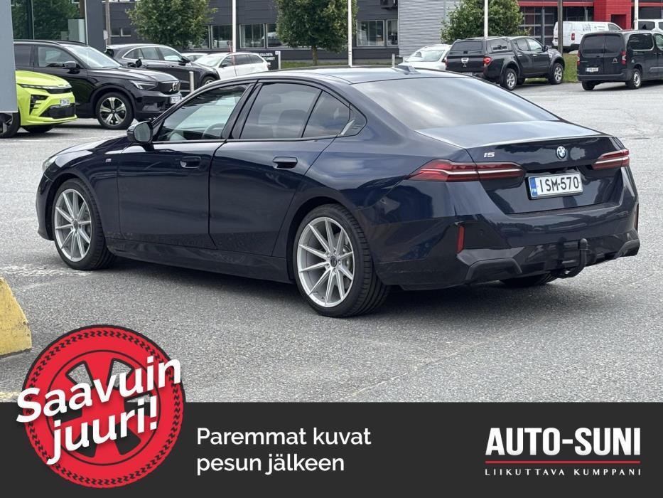 BMW i5 2024