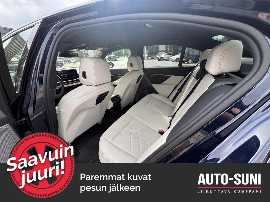 BMW i5 2024