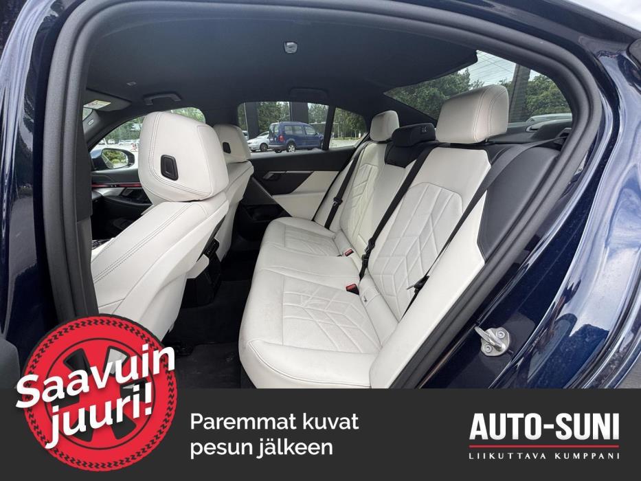 BMW i5 2024