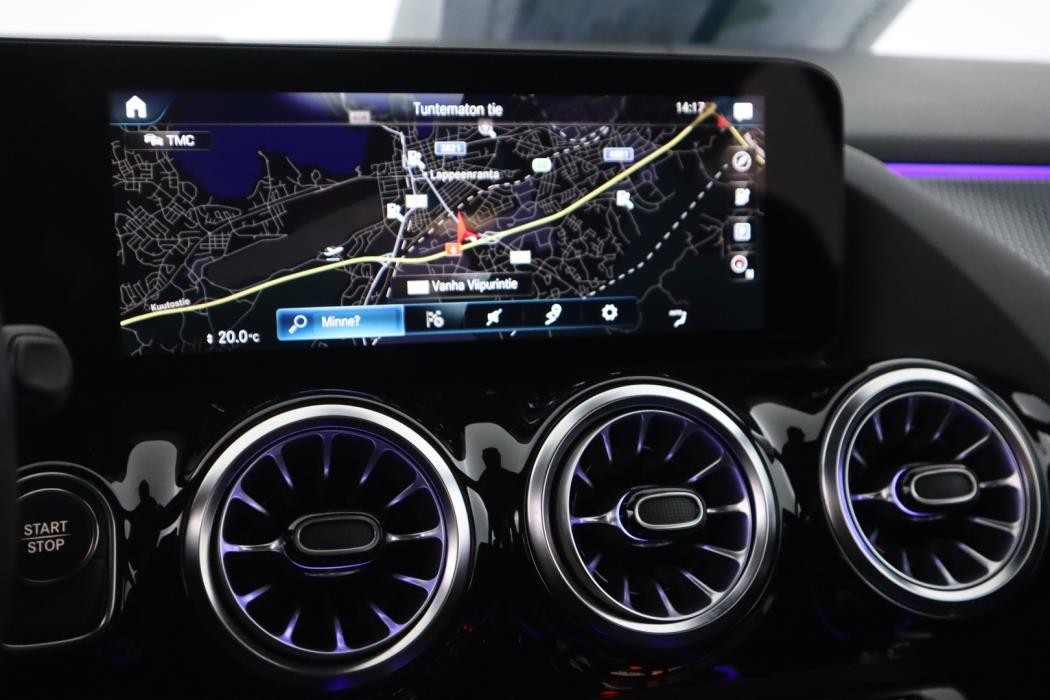 MERCEDES-BENZ EQA 2023