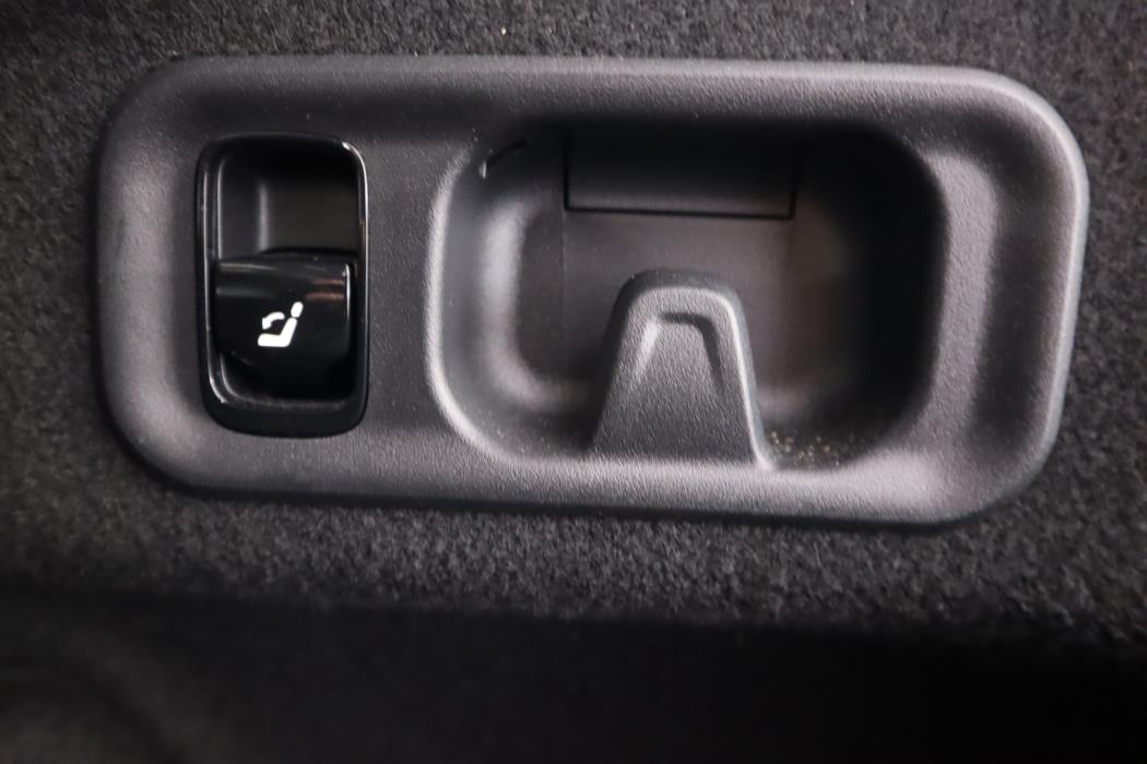 MERCEDES-BENZ E 2024