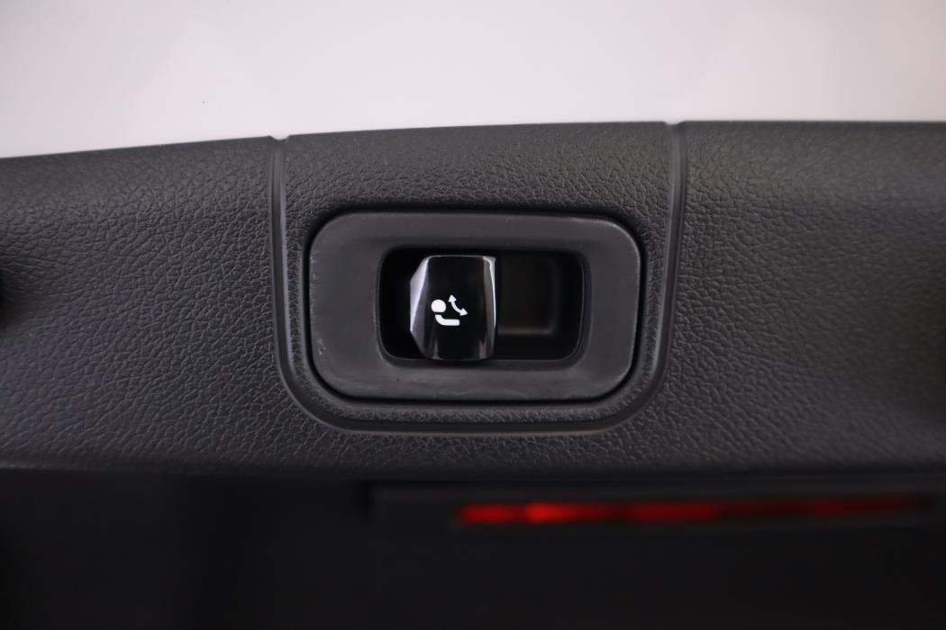 MERCEDES-BENZ E 2024