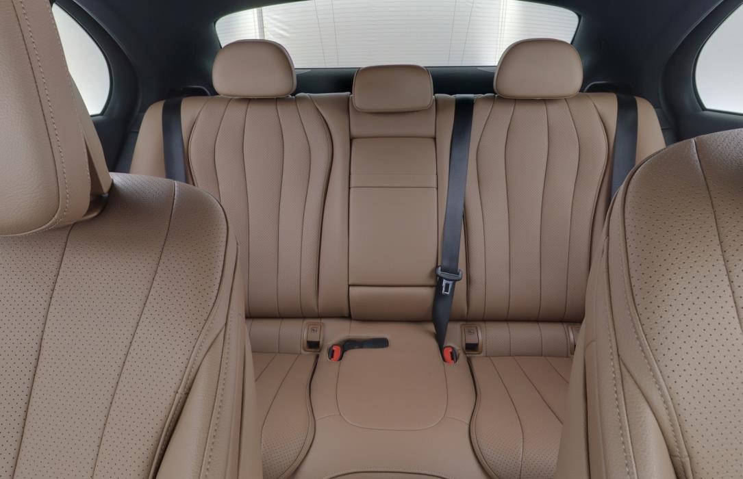 MERCEDES-BENZ E 2024