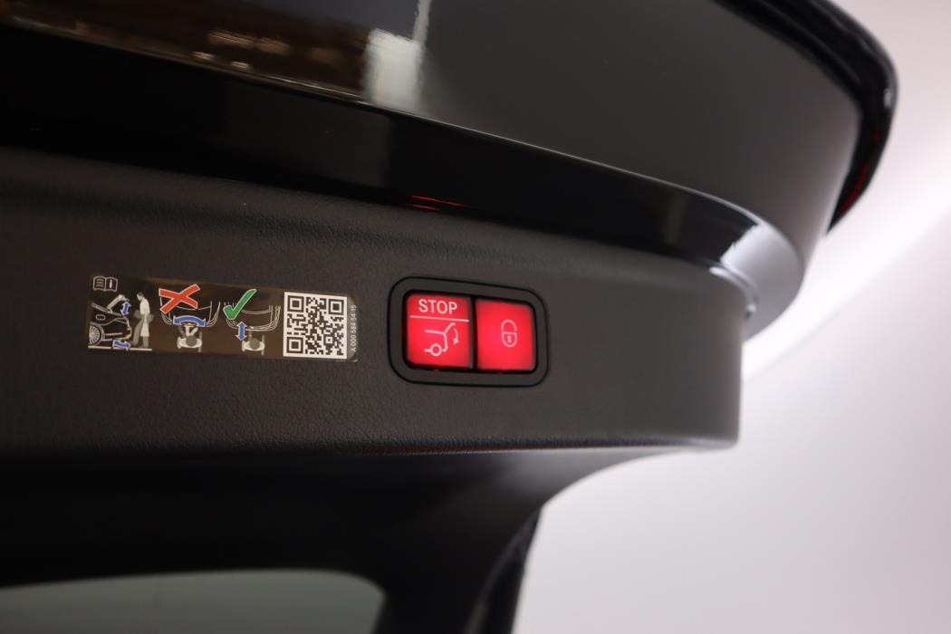 MERCEDES-BENZ EQE SUV 2024