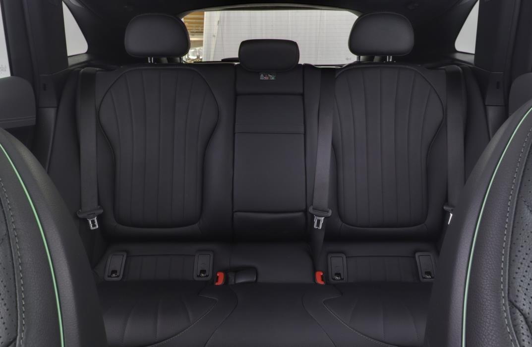 MERCEDES-BENZ EQE SUV 2024