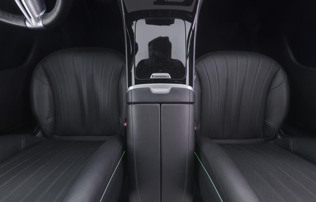 MERCEDES-BENZ EQE SUV 2024