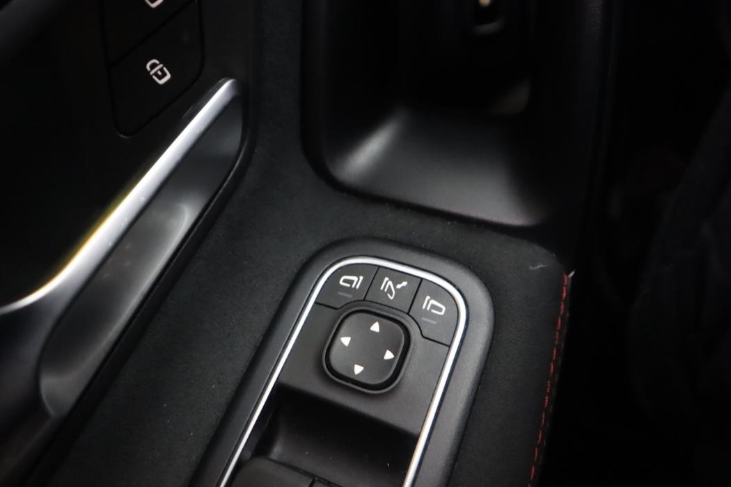 MERCEDES-BENZ CLA 2024